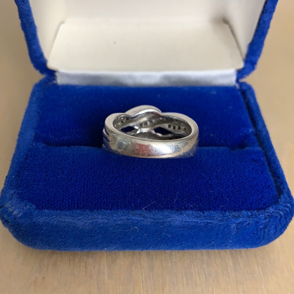 Whimsical Silver Rhinestone Ring - Picture 5 of 6